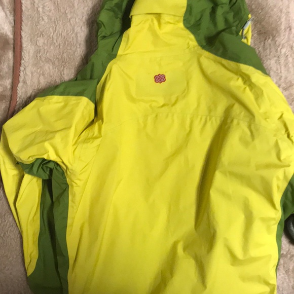 Sherpa Adventure Gear Rain Jacket - Picture 5 of 7